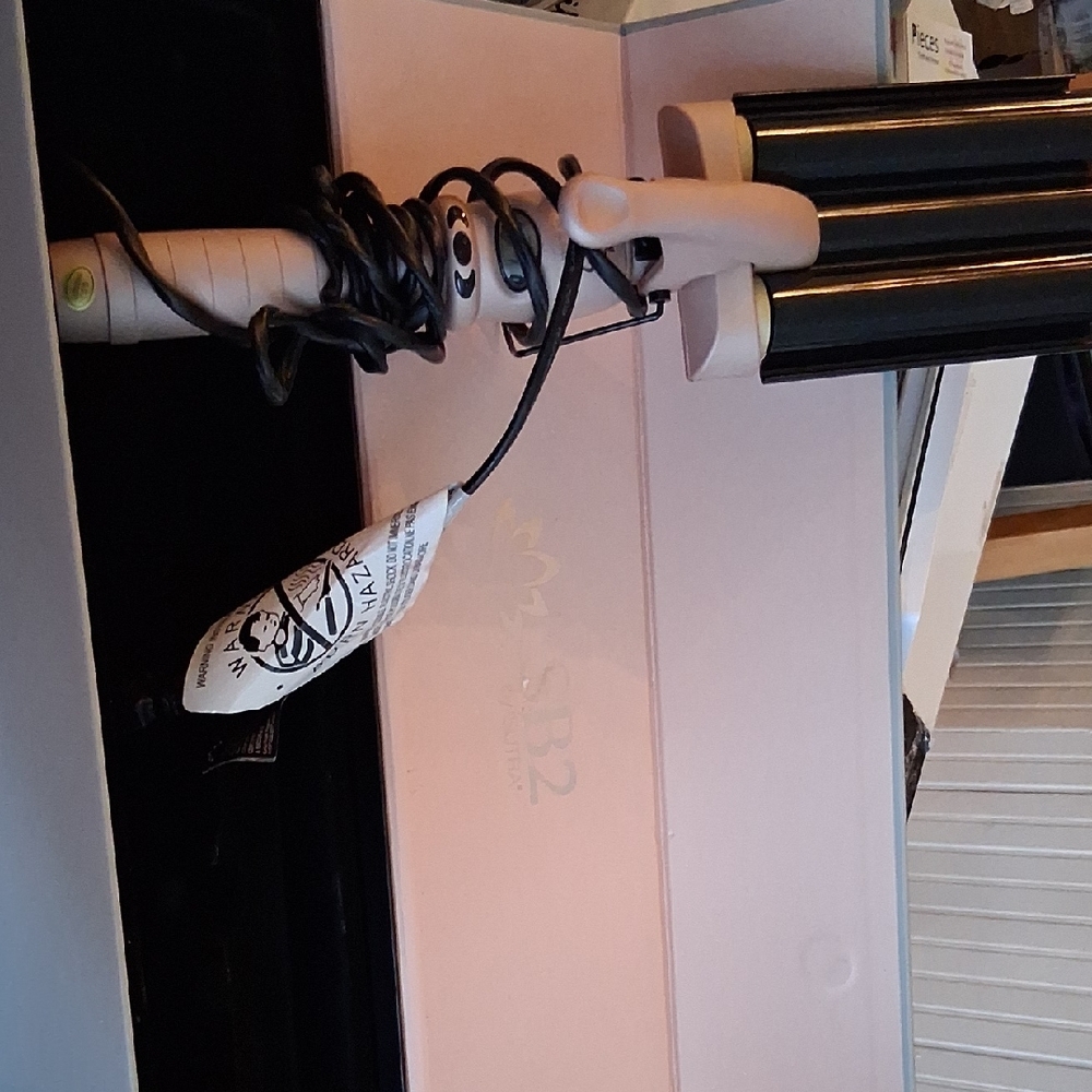 Pink Triple-Bar Hair Waver Curling Iron - Unbranded